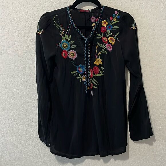 JOHNNY WAS Black Long Sleeve Multicolored Floral Embroidered Top, Size XS - Picture 1 of 11